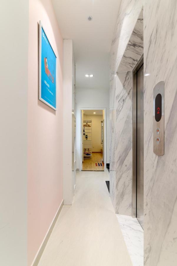 Cozrum Homes - Rivera Corner Ho Chi Minh City Bagian luar foto